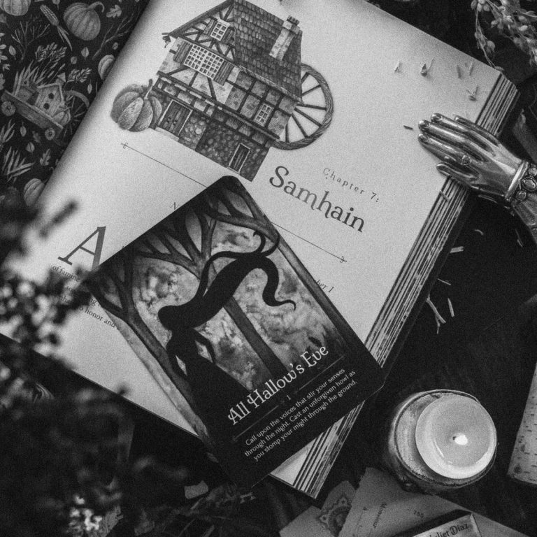 Samhain, le Nouvel An des Sorcières – Mort, renaissance et mémoire sacrée